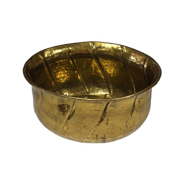 Vintage Hammered Brass Oval Planter 11x9 Mid-Century Modern Decor - Picture 2 of 13